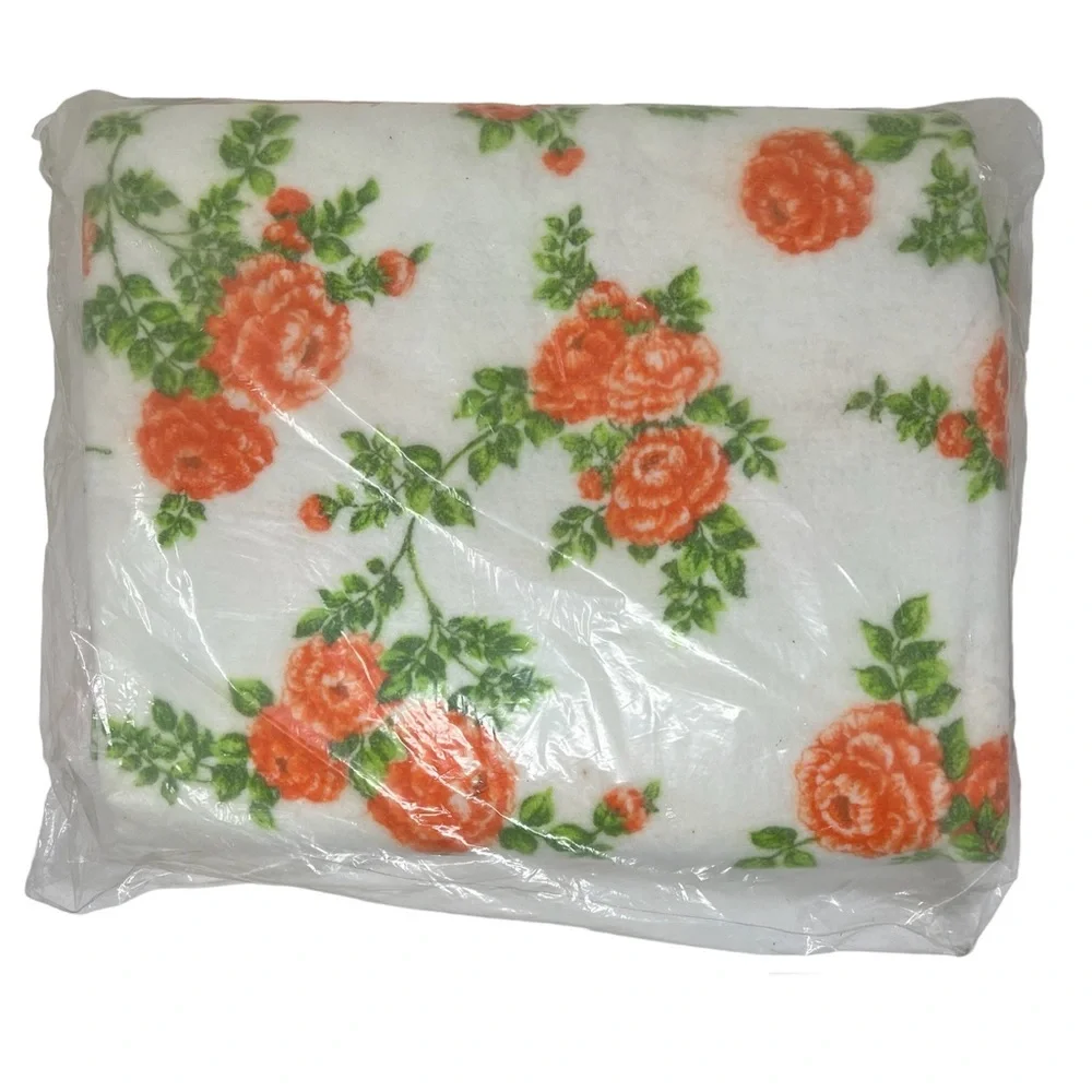 St. Mary’s Vintage Autumn Rose Printed Blanket Twin Full 72x90 USA Satin Edge